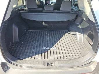 2025 Toyota RAV4 Hybrid XLE - miniatura 16