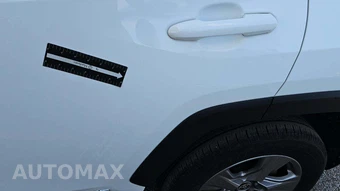 2025 Toyota RAV4 Hybrid XLE - miniatura 26
