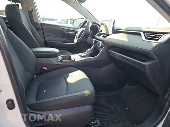 2025 Toyota RAV4 Hybrid XLE - miniatura 8