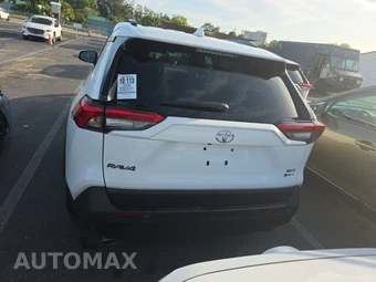2025 Toyota RAV4 Hybrid XLE - miniatura 5