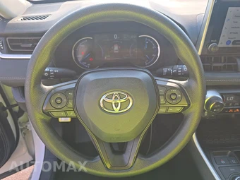 2025 Toyota RAV4 Hybrid XLE - miniatura 10