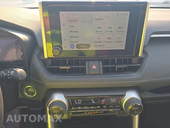 2025 Toyota RAV4 Hybrid XLE - miniatura 11