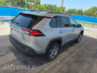 2025 Toyota RAV4 Hybrid XLE - miniatura 4