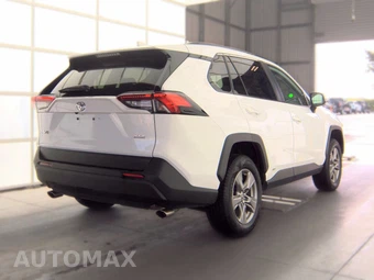 2025 Toyota RAV4 Hybrid XLE - miniatura 4