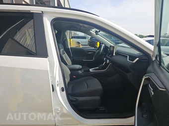 2025 Toyota RAV4 Hybrid XLE - miniatura 8
