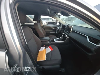 2025 Toyota RAV4 Hybrid XLE - miniatura 8