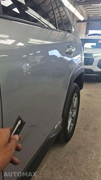 2025 Toyota RAV4 Hybrid XLE - miniatura 26