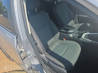 2025 Toyota RAV4 Hybrid XLE - miniatura 8