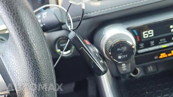 2025 Toyota RAV4 Hybrid XLE - miniatura 19