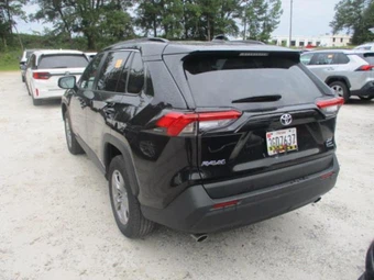 2025 Toyota RAV4 Hybrid XLE - miniatura 12