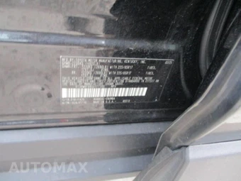 2025 Toyota RAV4 Hybrid XLE - miniatura 6