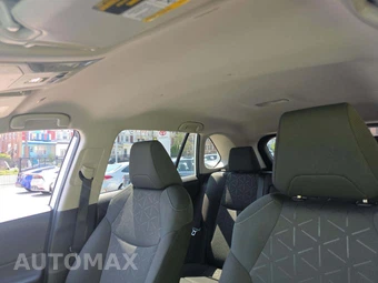 2025 Toyota RAV4 Hybrid XLE - miniatura 11