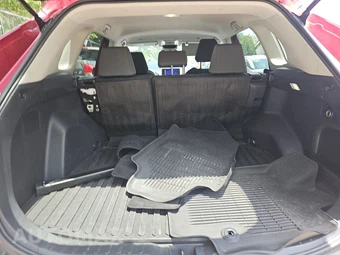 2025 Toyota RAV4 Hybrid XLE - miniatura 16