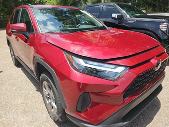 2025 Toyota RAV4 Hybrid XLE - miniatura 3