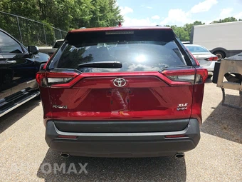 2025 Toyota RAV4 Hybrid XLE - miniatura 5