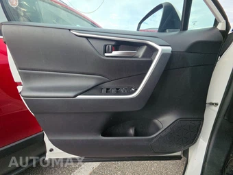 2025 Toyota RAV4 Hybrid XLE - miniatura 9