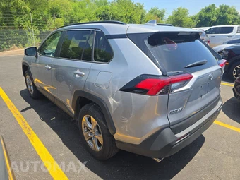 2025 Toyota RAV4 Hybrid XLE - miniatura 6