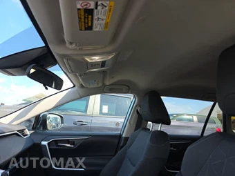 2025 Toyota RAV4 Hybrid XLE - miniatura 18
