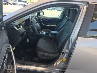 2025 Toyota RAV4 Hybrid XLE - miniatura 7