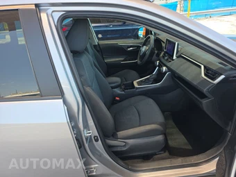 2025 Toyota RAV4 Hybrid XLE - miniatura 8