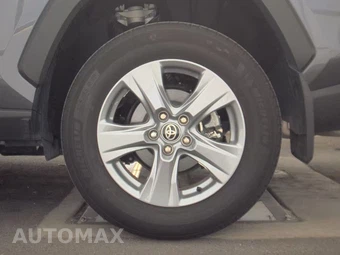 2025 Toyota RAV4 Hybrid XLE - miniatura 12