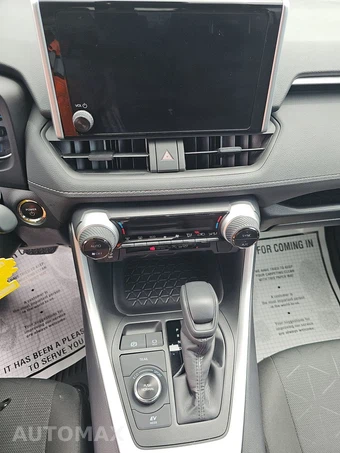 2025 Toyota RAV4 Hybrid XLE - miniatura 17