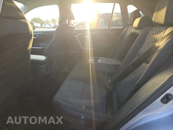2025 Toyota RAV4 Hybrid XLE - miniatura 13