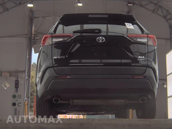 2025 Toyota RAV4 Hybrid XLE - miniatura 7