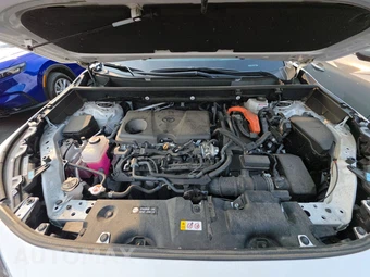 2025 Toyota RAV4 Hybrid XLE - miniatura 15