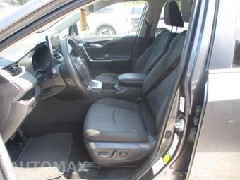 2025 Toyota RAV4 Hybrid XLE - miniatura 9