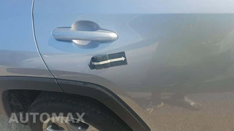 2025 Toyota RAV4 Hybrid XLE - miniatura 24