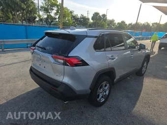 2025 Toyota RAV4 Hybrid XLE - miniatura 4