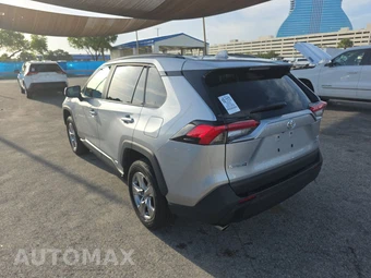2025 Toyota RAV4 Hybrid XLE - miniatura 6