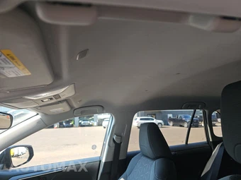 2025 Toyota RAV4 Hybrid XLE - miniatura 19
