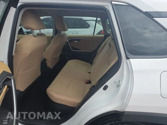 2025 Toyota RAV4 Hybrid XLE - miniatura 13