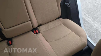 2025 Toyota RAV4 Hybrid XLE - miniatura 23