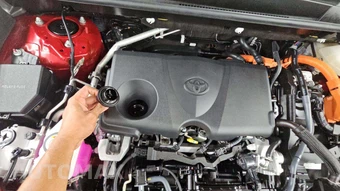 2025 Toyota RAV4 Hybrid XLE - miniatura 18
