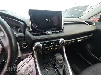 2025 Toyota RAV4 Hybrid XLE - miniatura 11