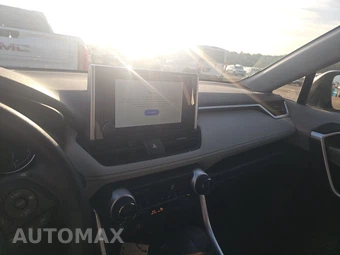 2025 Toyota RAV4 Hybrid XLE - miniatura 11