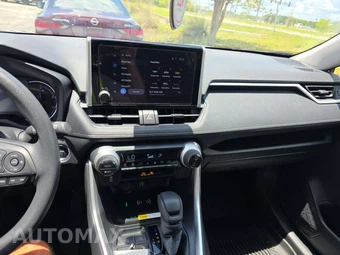 2025 Toyota RAV4 Hybrid XLE - miniatura 10