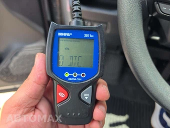 2025 Toyota RAV4 Hybrid XLE - miniatura 25