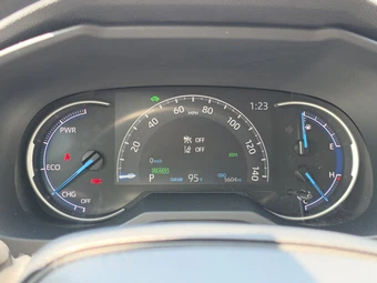2025 Toyota RAV4 Hybrid XLE - miniatura 13