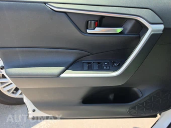 2025 Toyota RAV4 Hybrid XLE - miniatura 15
