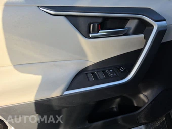 2025 Toyota RAV4 Hybrid XLE - miniatura 9