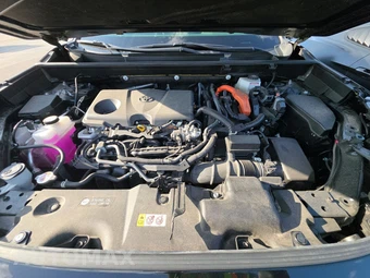 2025 Toyota RAV4 Hybrid XLE - miniatura 15