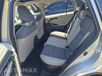 2025 Toyota RAV4 Hybrid XLE - miniatura 13