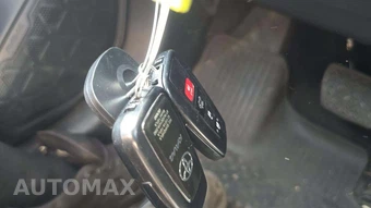 2025 Toyota RAV4 Hybrid XLE - miniatura 20