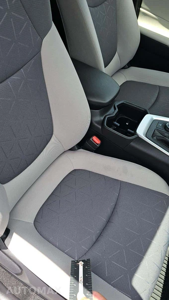 2025 Toyota RAV4 Hybrid XLE - miniatura 20