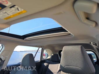 2025 Toyota RAV4 Hybrid XLE - miniatura 17