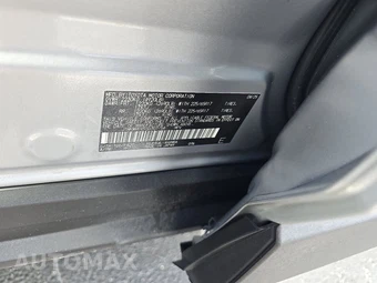 2025 Toyota RAV4 Hybrid XLE - miniatura 14
